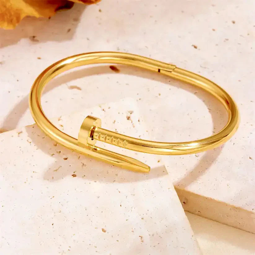 Bracelet Clou – Élégance Moderne